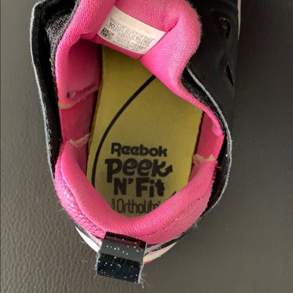 Girls Reebok shoes - Picture 5 of 7
